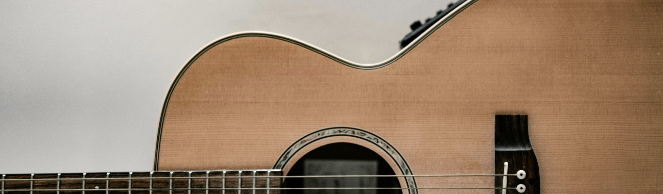 Chitarra acustica